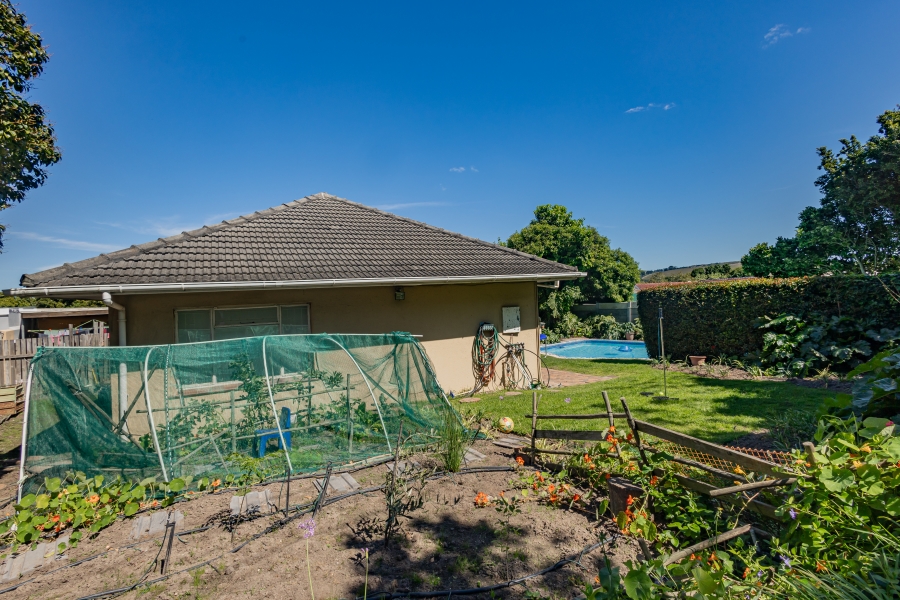 4 Bedroom Property for Sale in Kenridge Western Cape